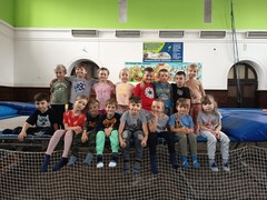 Sluníčka se loučí s trampolínami